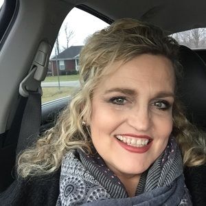 Meet your Posher, Karen